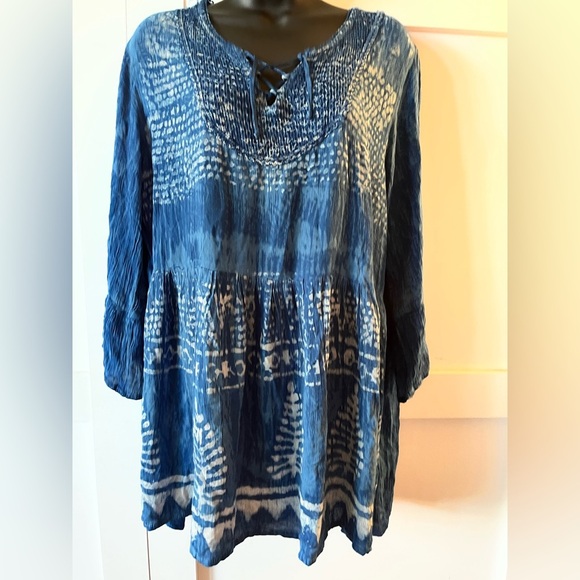 Vacation outfit loose top bell sleeves Indigo Tie-Dye Tunic Papa Vancouver - Picture 2 of 6